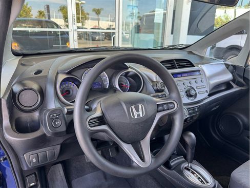 Used 2011 Honda Fit image 21