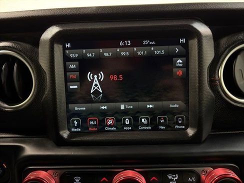 Used 2018 Jeep Wrangler Unlimited Rubicon image 23