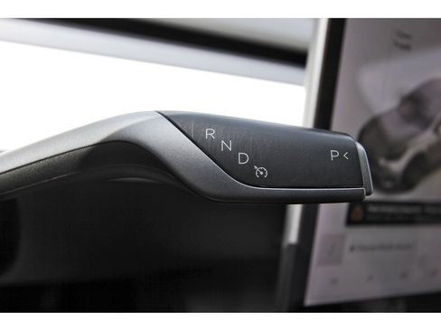 Used 2022 Tesla Model Y Performance AWD/4WD image 18