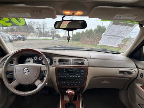 Used 2005 Mercury Sable LS image 9