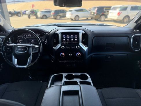 Used 2020 GMC Sierra 1500 SLE w/ SLE Value Package AWD/4WD image 17