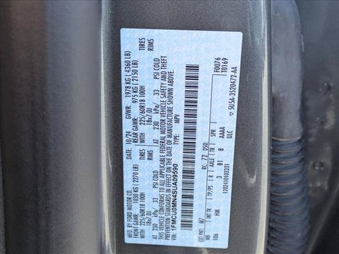 Certified 2025 Ford Escape ST-Line FWD image 24