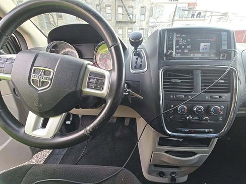 Used 2017 Dodge Grand Caravan SE w/ Power Window Group image 8