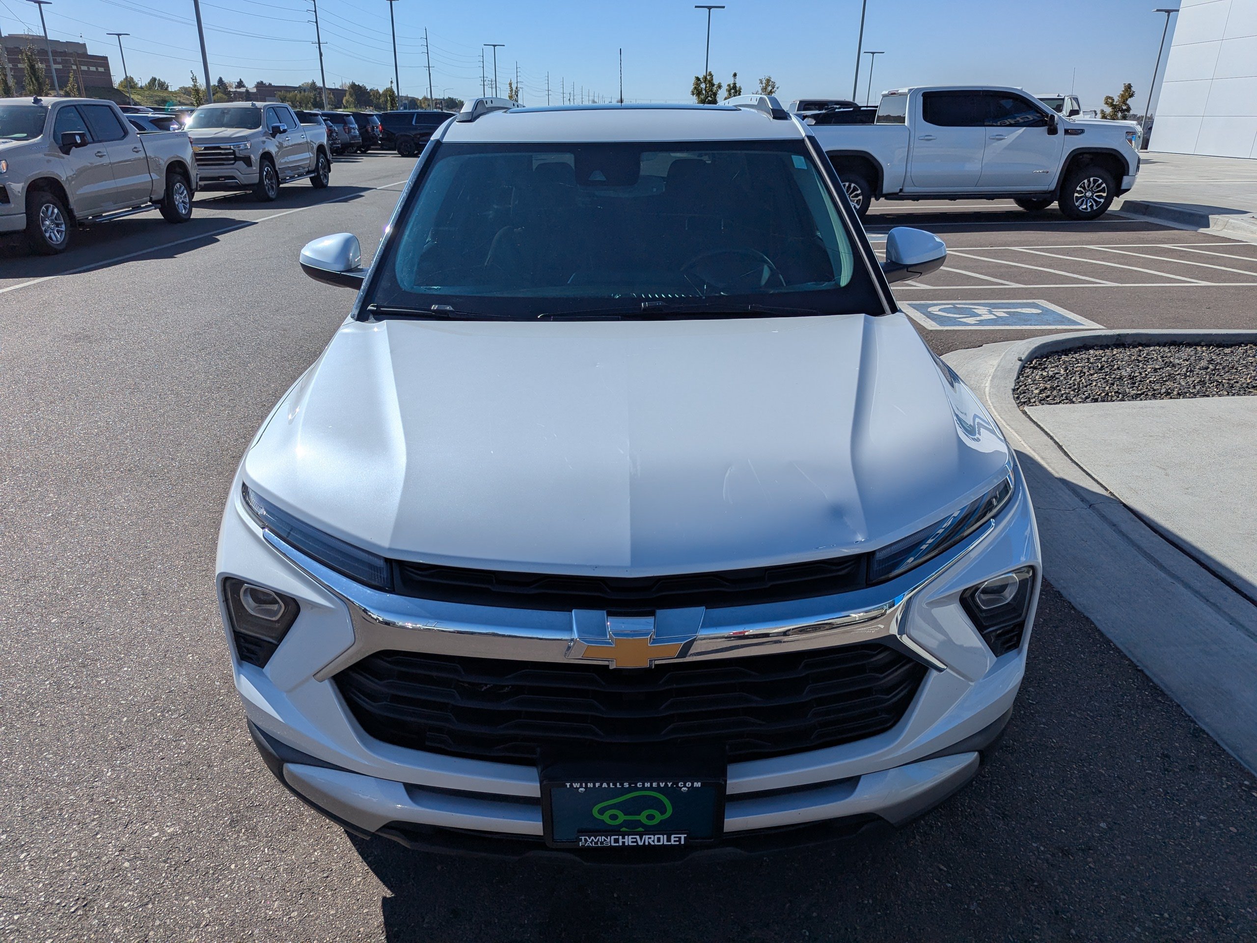 Certified 2024 Chevrolet TrailBlazer LT w/ Convenience Package AWD/4WD image 5
