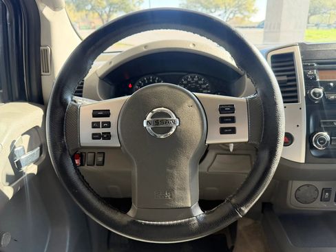 Used 2016 Nissan Frontier S image 10