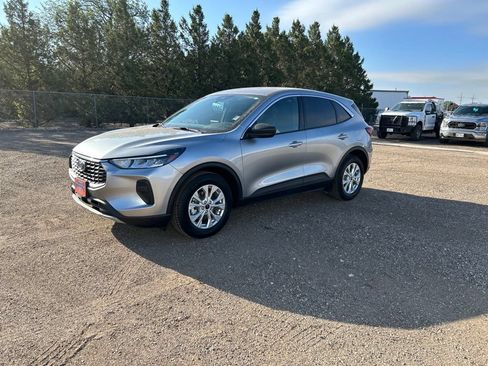 Used 2024 Ford Escape Active FWD image 1