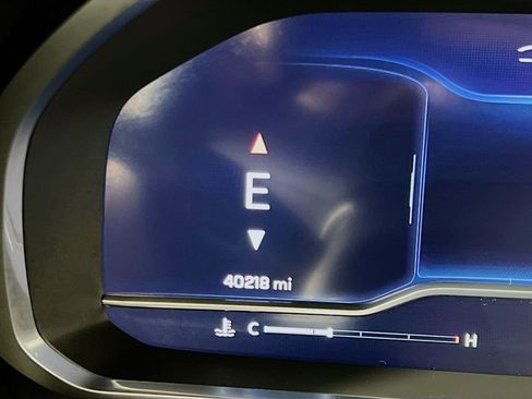 Used 2023 Chevrolet Tahoe Premier w/ Premium Package 2 image 12