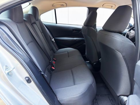 Used 2023 Toyota Corolla LE FWD image 36