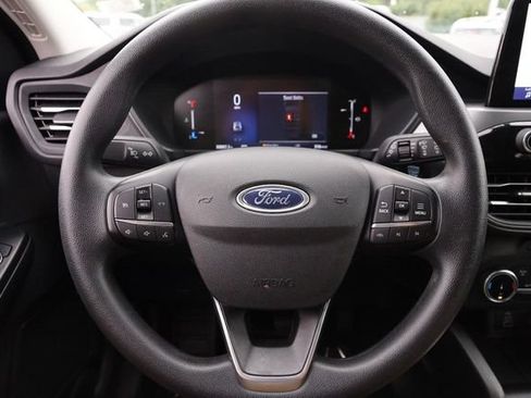 Used 2025 Ford Escape Active AWD/4WD image 10
