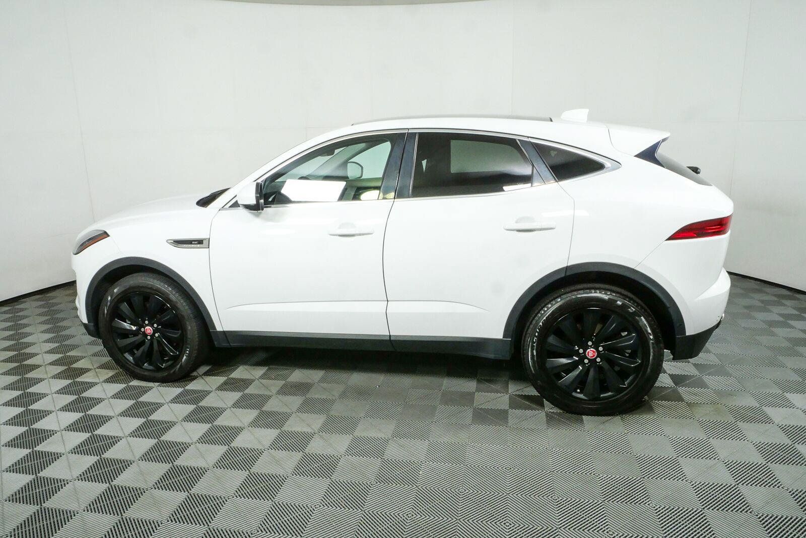 Used 2018 Jaguar E-PACE SE AWD/4WD image 31