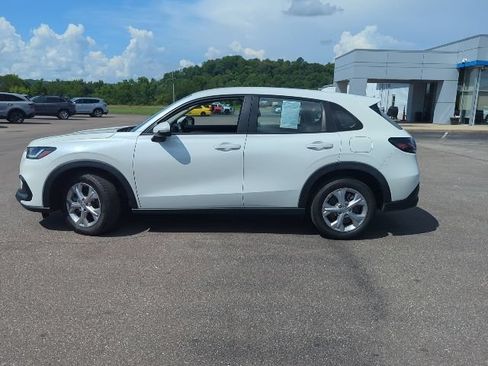Used 2023 Honda HR-V LX image 18