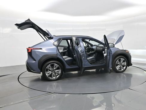 Used 2024 Subaru Solterra Limited image 40