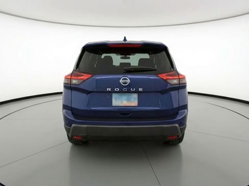 Used 2025 Nissan Rogue SV FWD image 7