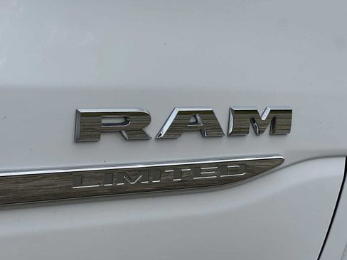 Used 2022 RAM 1500 Limited image 13