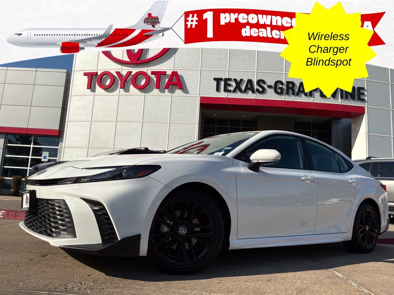 Used 2026 Toyota Camry SE FWD image 1