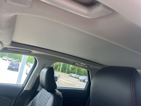 Used 2024 Ford Edge Titanium w/ Equipment Group 301A image 18