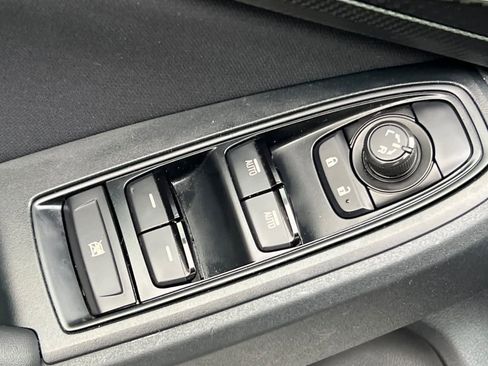 Used 2019 Subaru Impreza 2.0i Premium image 13