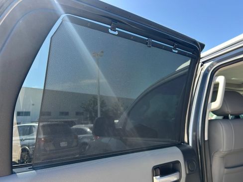 Used 2019 Toyota Sequoia Platinum RWD image 18