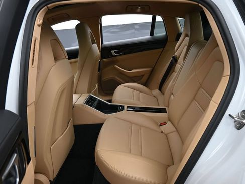 Certified 2023 Porsche Panamera 4 AWD/4WD image 24