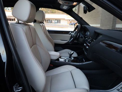 Used 2017 BMW X3 xDrive28i image 28