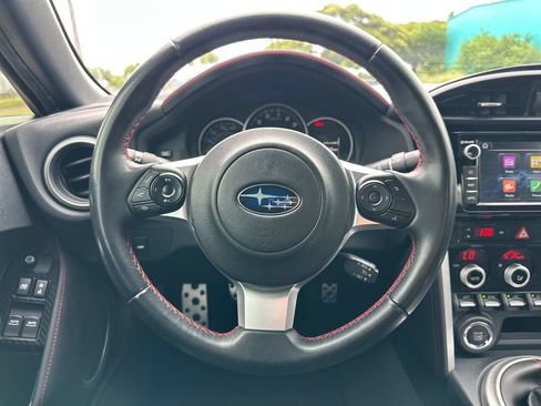 Used 2018 Subaru BRZ Limited RWD image 15