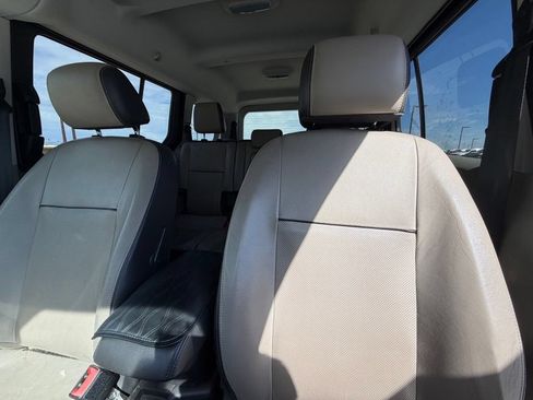 Used 2015 Ford Transit Connect Titanium FWD image 12