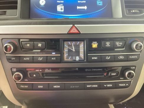 Used 2016 Hyundai Genesis 3.8 w/ Option Group 04 image 23