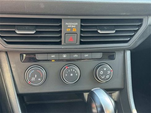 Certified 2021 Volkswagen Jetta S image 19