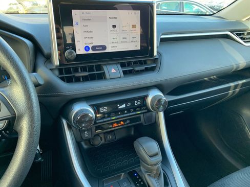 Used 2025 Toyota RAV4 LE image 18