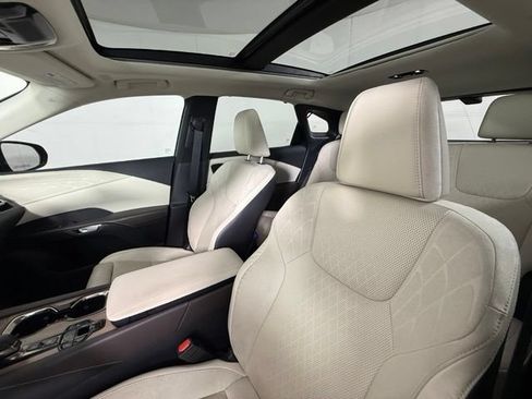 Used 2023 Lexus RX 350 w/ Cold Area Package AWD/4WD image 5