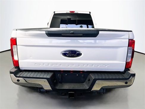 Used 2019 Ford F350 Lariat w/ Lariat Ultimate Package image 7