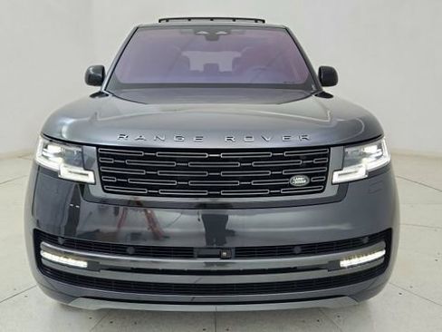 Used 2023 Land Rover Range Rover SE image 15