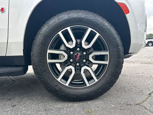 Used 2023 GMC Yukon AT4 w/ LPO, Floor Liner Package AWD/4WD image 13