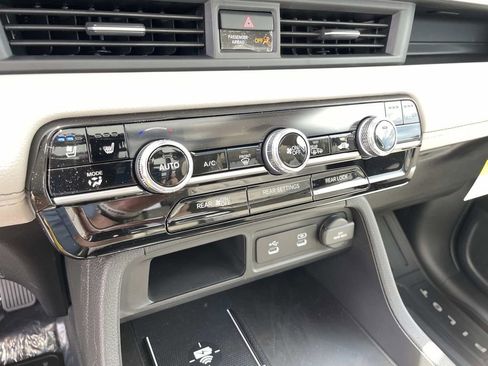 New 2026 Honda Pilot Elite image 21