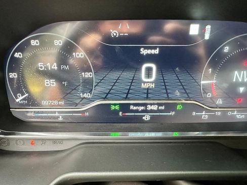Used 2022 GMC Yukon SLT w/ SLT Premium Package RWD image 44