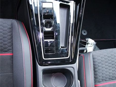 New 2026 Volkswagen GTI SE image 20