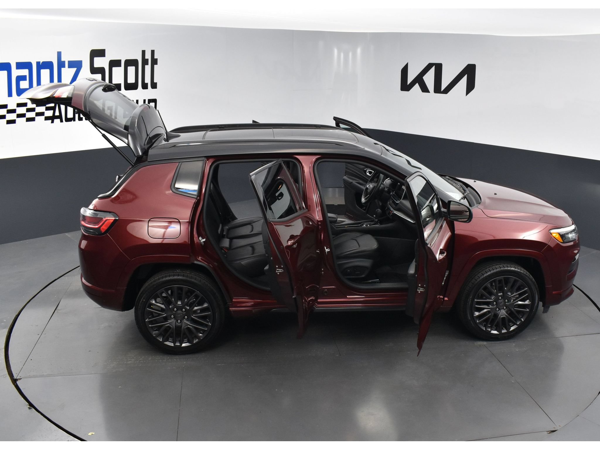 Used 2022 Jeep Compass High Altitude AWD/4WD image 32