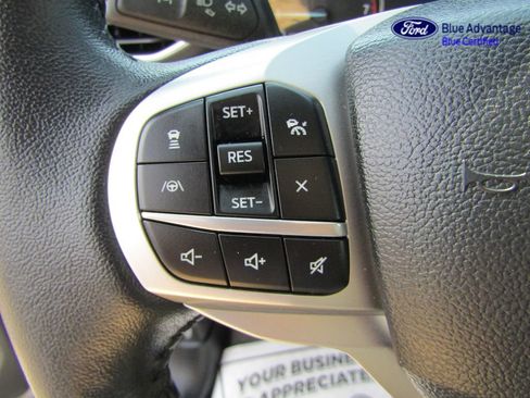Certified 2024 Ford Explorer XLT w/ Equipment Group 202A AWD/4WD image 33