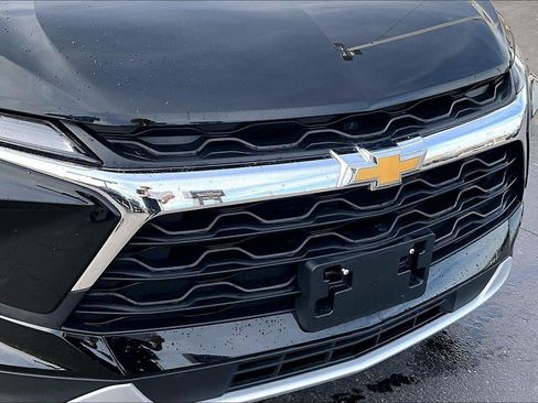 Used 2025 Chevrolet Blazer LT image 28