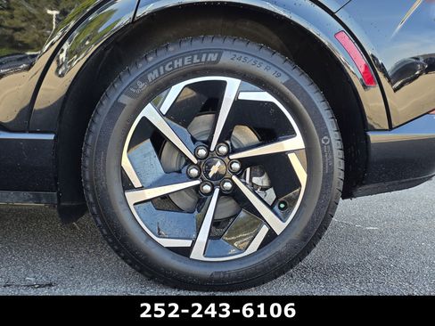 Used 2025 Chevrolet Equinox EV LT FWD image 48