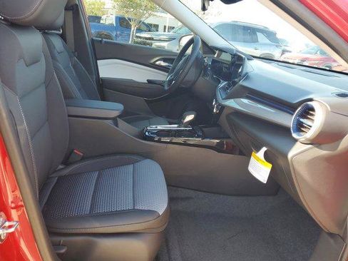 New 2026 Chevrolet Trax LT w/ Driver Confidence Package image 10
