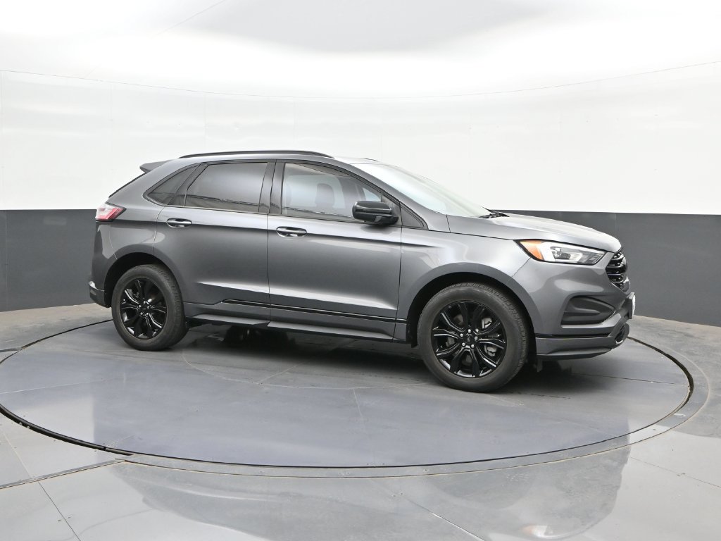 Used 2024 Ford Edge SE w/ Black Appearance Package AWD/4WD image 13