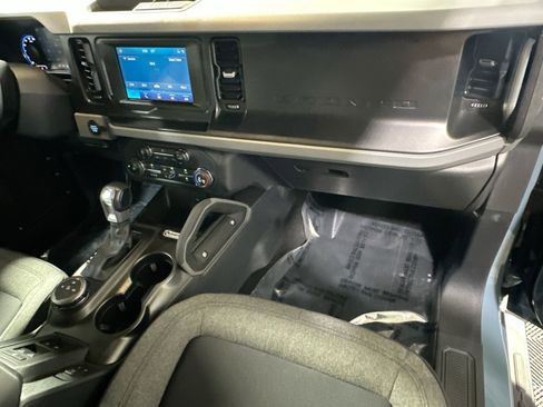 Used 2021 Ford Bronco Big Bend image 33