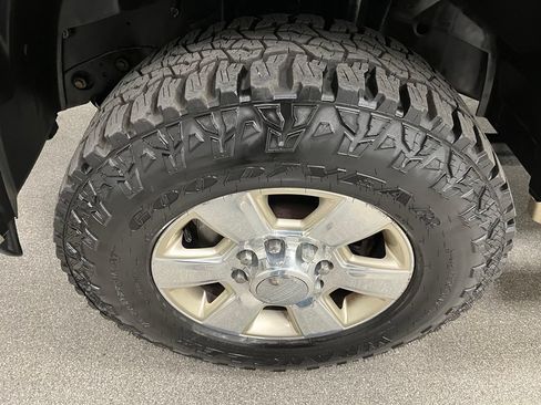 Used 2014 RAM 2500 Longhorn w/ Convenience Group AWD/4WD image 15