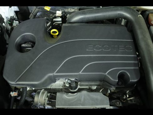 Used 2023 Chevrolet Equinox LT image 17