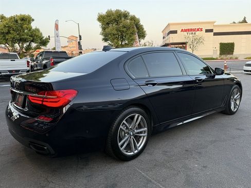 Used 2017 BMW 740i RWD image 14