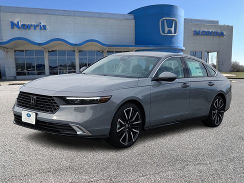 New 2025 Honda Accord Touring image 2