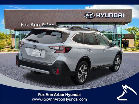 Used 2021 Subaru Outback Limited XT image 5