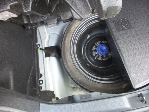 Used 2013 Toyota Prius C One FWD image 33