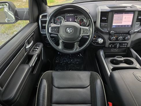 Used 2022 RAM 1500 Laramie w/ Sport Appearance Package AWD/4WD image 19